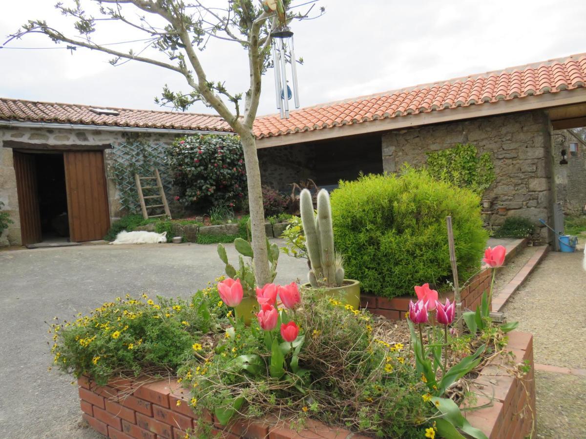 Domaine Des Fees Apartment La Gaubretiere Bagian luar foto