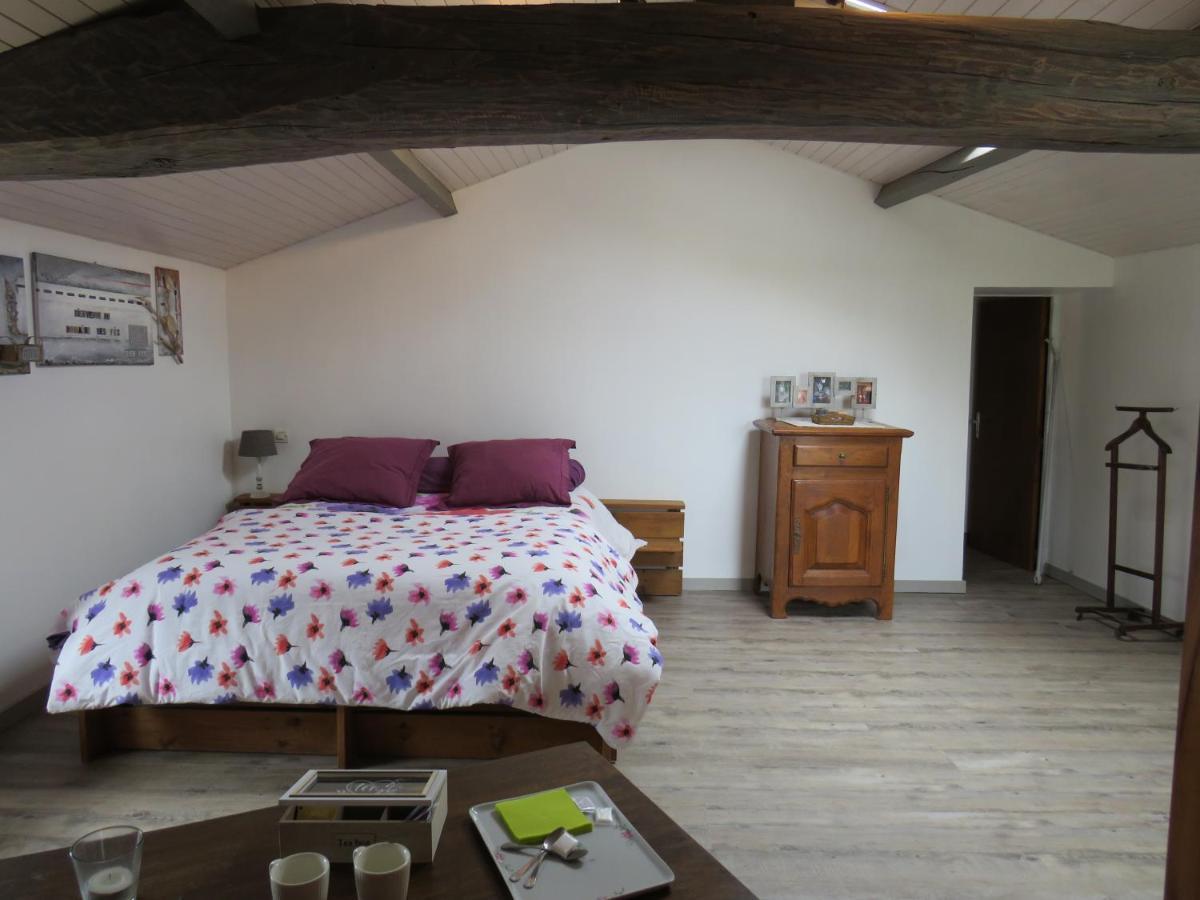 Domaine Des Fees Apartment La Gaubretiere Bagian luar foto