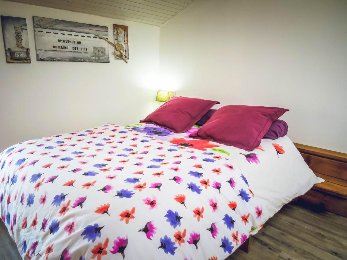 Domaine Des Fees Apartment La Gaubretiere Bagian luar foto